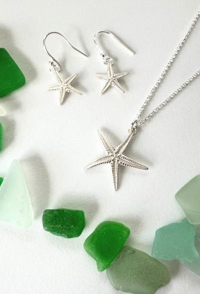 Beside the Sea Creations med