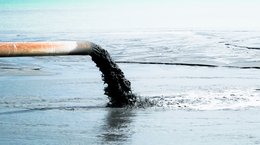 Sewage shutterstock_2135758211 Olga Pedan