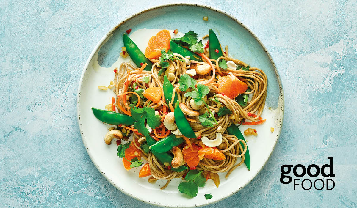 Noodle salad with sesame dressing