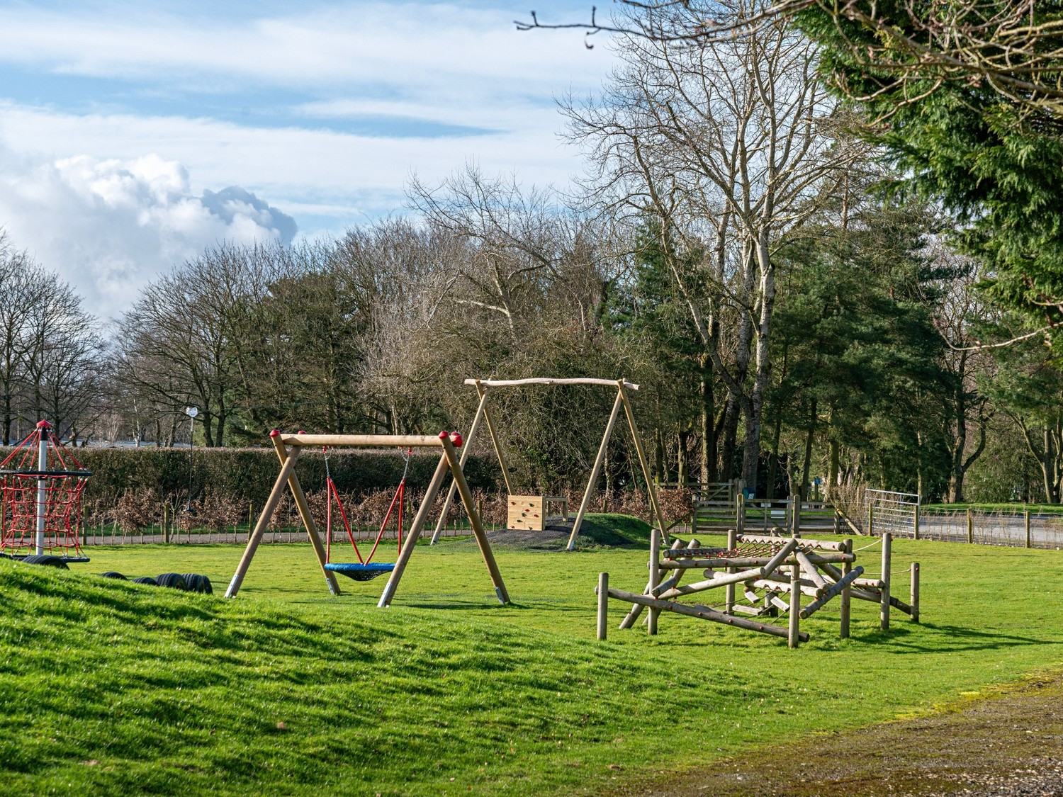 Pearl Lake Play Park