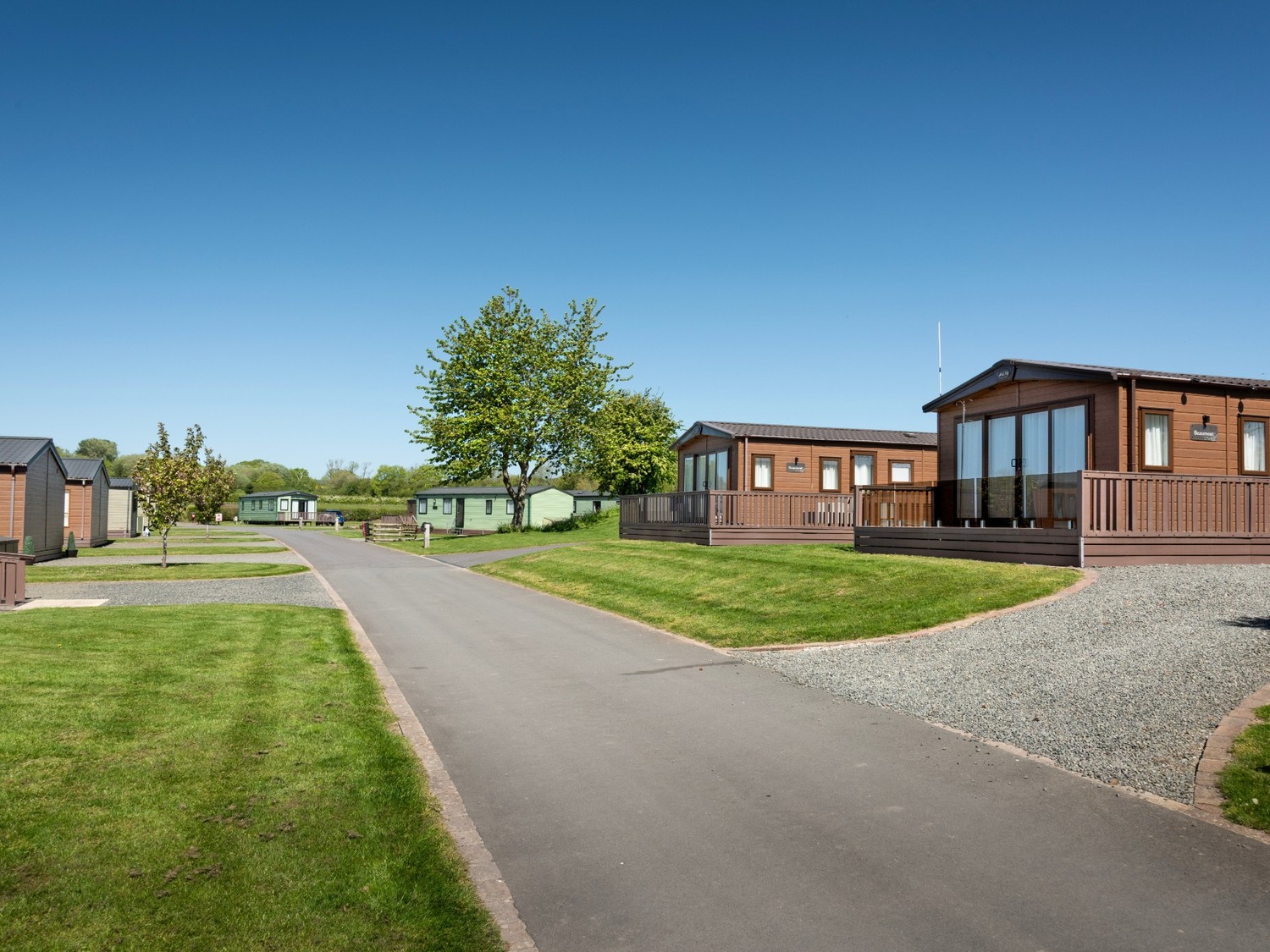 Arrow Bank Lodge