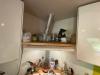 photo-1-Découpe et pose de 2 portes + 1 étagère sur un meuble hotte de cuisine