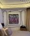 photo-3-Moulures dans une chambre; creation tables de nuits suspen