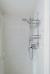 photo-0-fuite sur le bas du mur du palier sans doute venant de joints usés à l'interieur douche de l'autre coté du mur, peut être fuite plomberie.