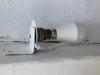 photo-2-pose disjoncteur et fixation douilles lampes au plafond