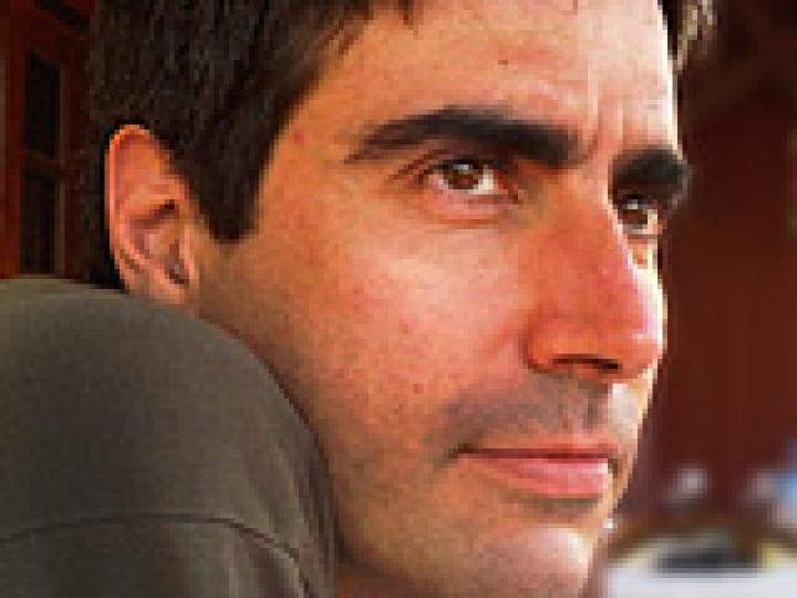 Manier intelligemment et prudemment un gros tapis