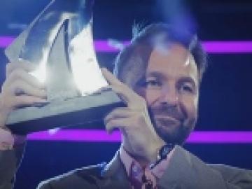 Shark Cage : Negreanu remporte son duel face à Ivey et empoche 1.000.000$