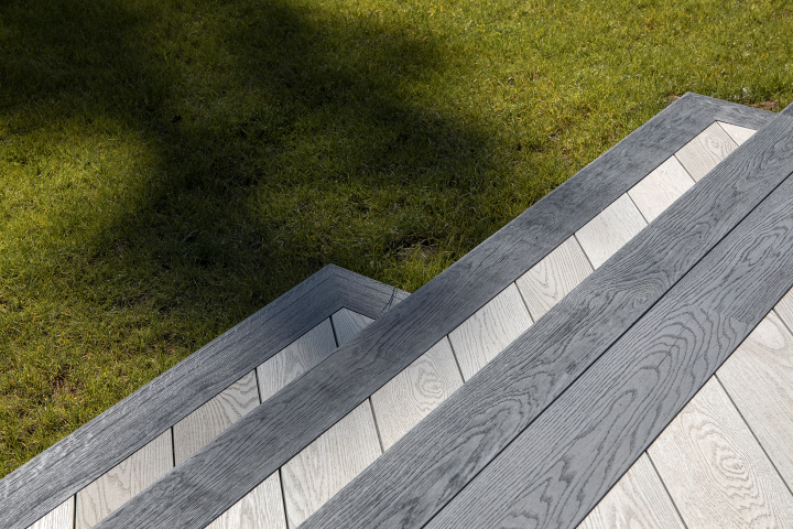 Millboard Smoked Oak Brushed Basalt