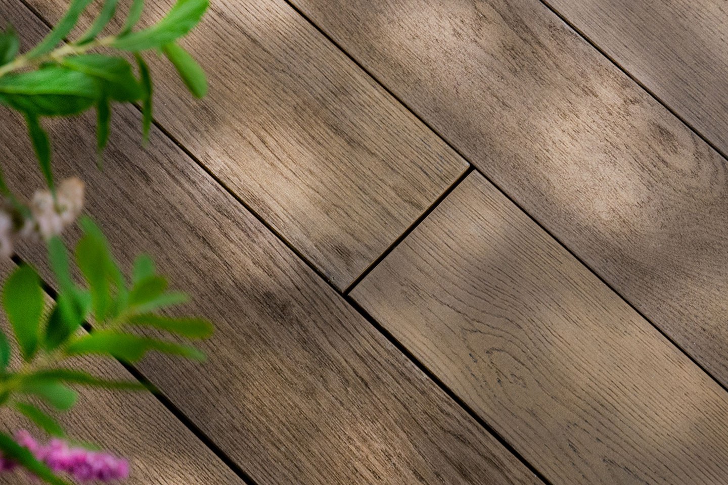 Millboard Antique Oak Close Up