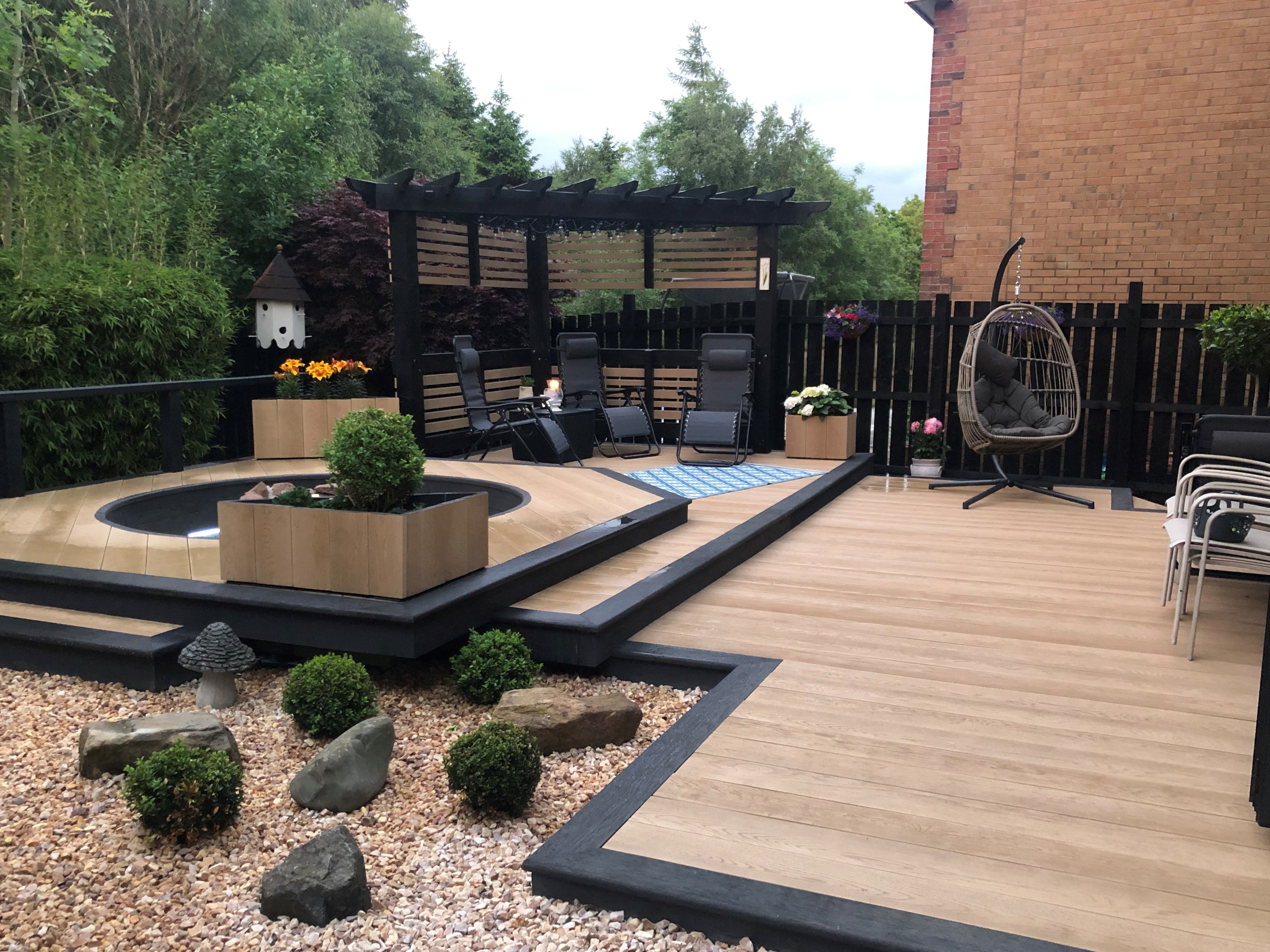 Millboard Golden Oak Burnt Cedar