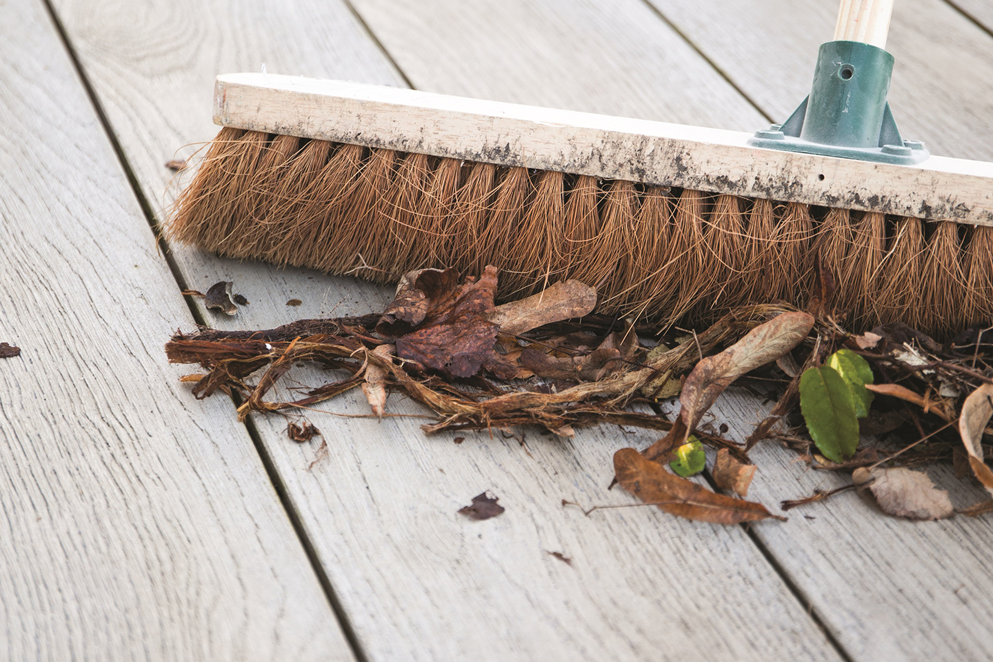 Millboard Smoked Oak Maintenance