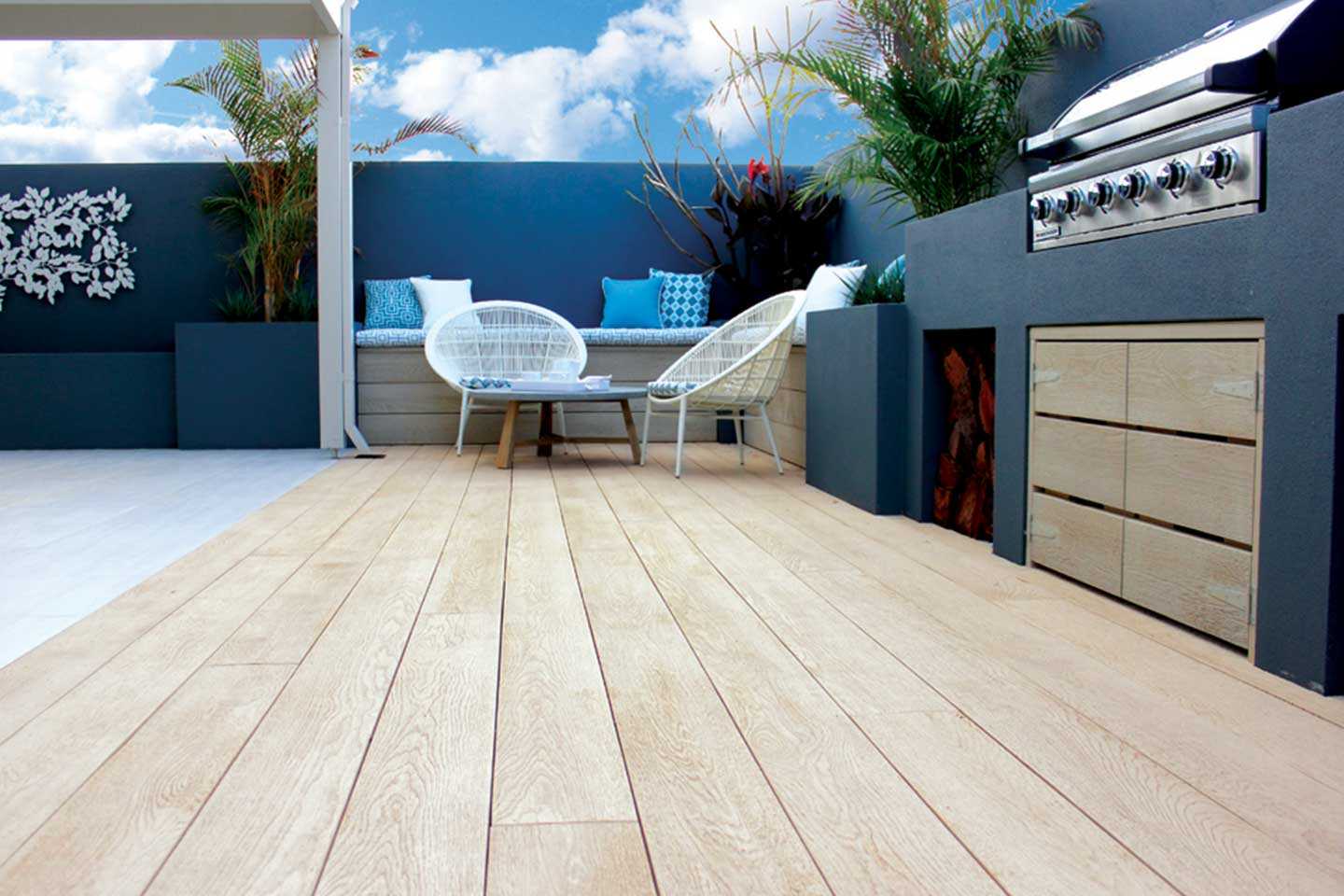 Millboard garden entertaining 2