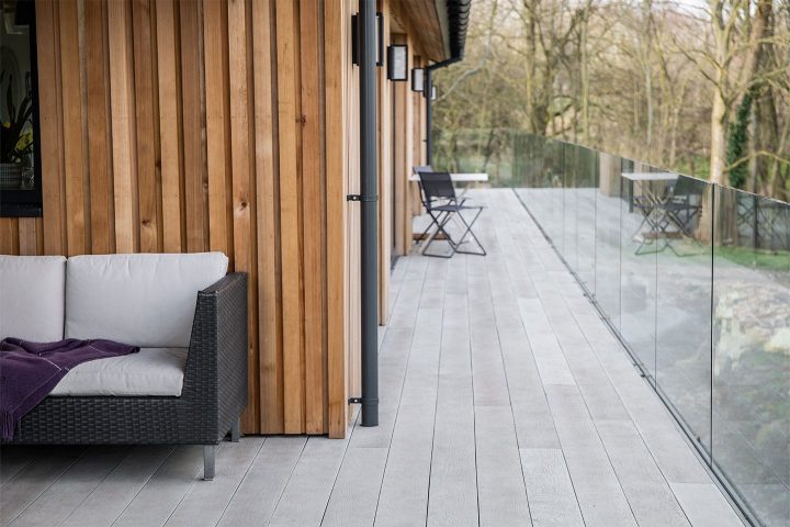 Game Keepers Lodge Smoked Oak 1