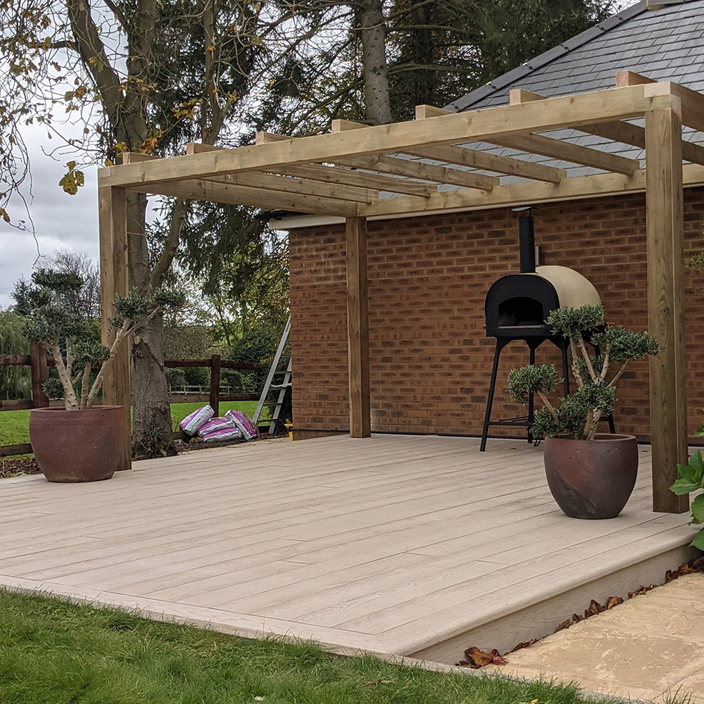 Enhanced Grain Limed Oak - Image courtesy of Shade Landscapes