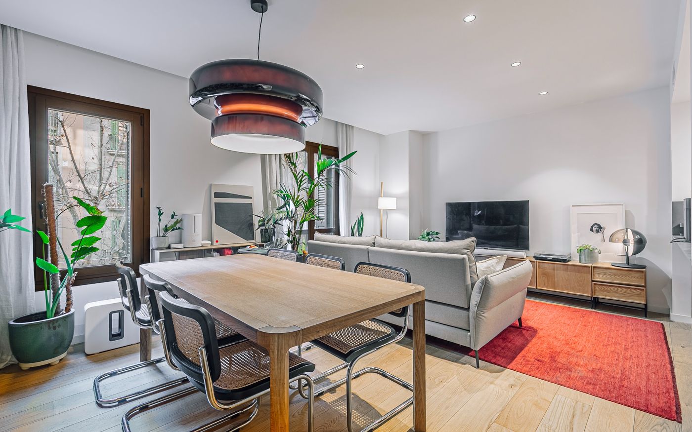 Piso en venta en L'Antiga Esquerra de l'Eixample con 2 habitaciones, terraza, parking y piscina, Barcelona