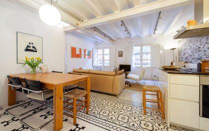 Piso reformado de 2 habitaciones en el antiguo barrio judío del Gòtic de Barcelona