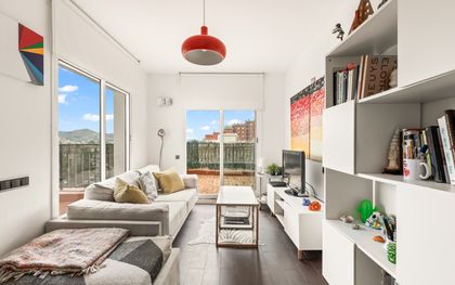 Sobreático dúplex en venta con 4 terrazas en La Teixonera, Barcelona