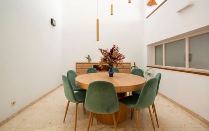 Casa en venta en Sant Feliu de Llobregat, con 4 habitaciones, garaje y 3 terrazas, Barcelona