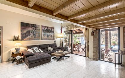 Dúplex en venta en el Guinardó con terraza y piscina privada, Barcelona