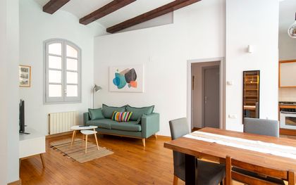 Piso de alquiler temporal en Sant Pere, Santa Caterina i la Ribera con 2 habitaciones, Barcelona