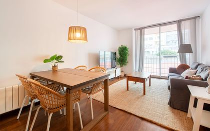 Piso de alquiler temporal en la Dreta de l'Eixample de 2 habitaciones, Barcelona