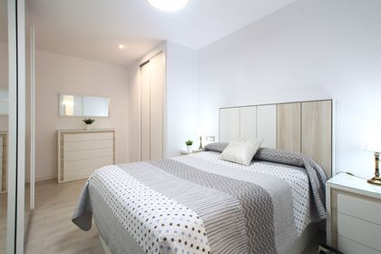 Piso en venta al lado del centro con 2 habitaciones, casi a estrenar, Albacete