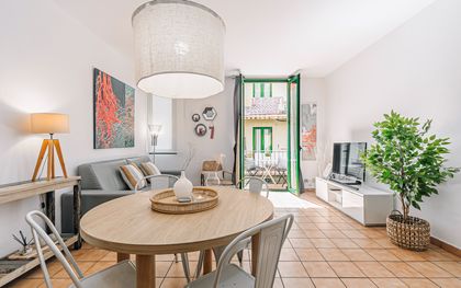 Piso en venta en el Gòtic con 2 habitaciones y balcón, Barcelona