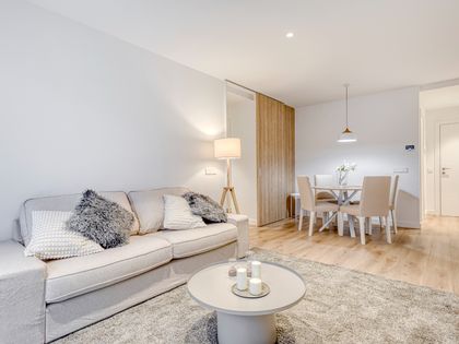 Piso en venta en Sant Gervasi-Galvany con 2 habitaciones, en edificio de obra seminueva, Barcelona