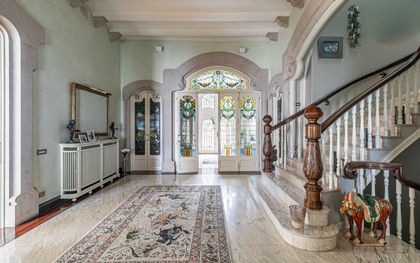 Villa en venta en Sant Gervasi-La Bonanova con 6 habitaciones, piscina y vistas a la ciudad, Barcelona