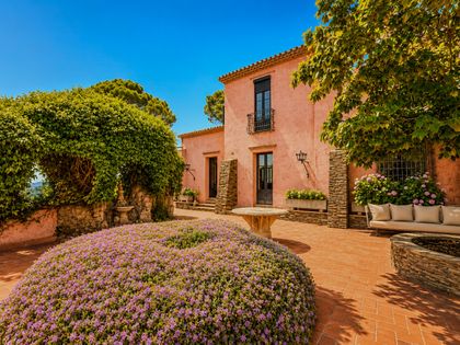 Masía en venta en Vallvidrera con 8 habitaciones, piscina y capilla privada, Barcelona