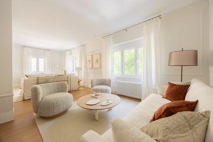 Piso en venta en Recoletos con 4 habitaciones en suite, a estrenar, Madrid