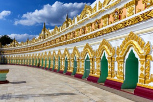 U Min Thonze pagoda, Sagaing, Myanmar