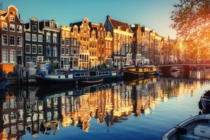 Remarkable Rhine - Amsterdam Canal