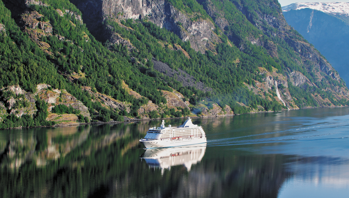 Regent Seven Seas Voyager in Geirangerfjord, Norway