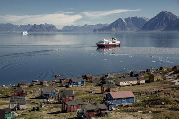 Hurtigruten - Fram in Greenland