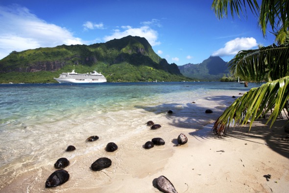 Crystal Serenity in Moorea