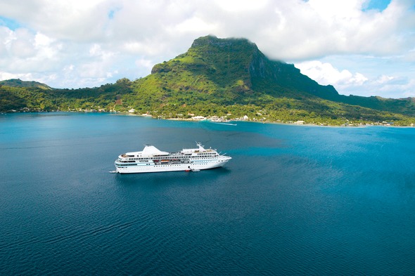 Paul Gauguin Cruises in Tahiti