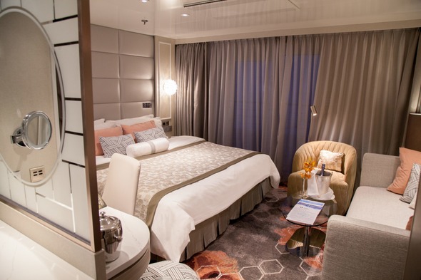 Crystal Symphony - Seabreeze Penthouse