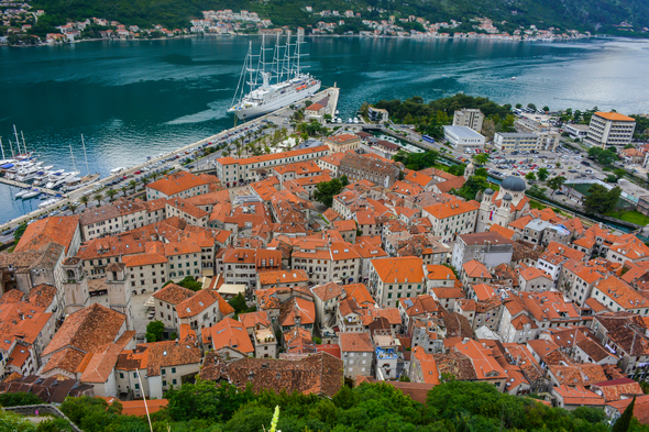 9 of the best small ships for the Adriatic & Croatia - Wind Sturf, Kotor, Montenegro