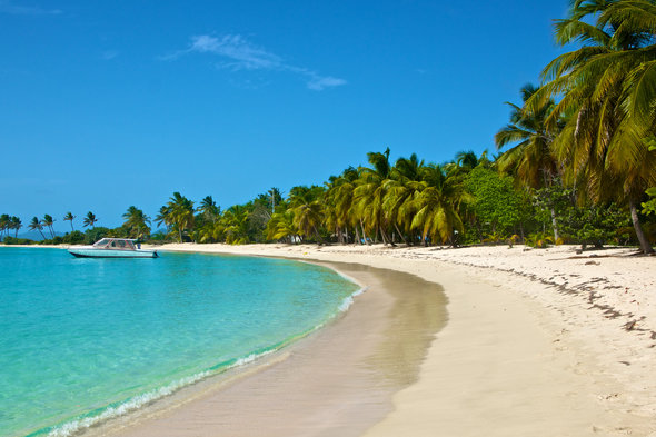 Beach on Mayreau, St Vincent & The Grenadines