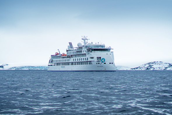 Aurora Expeditions - Greg Mortimer