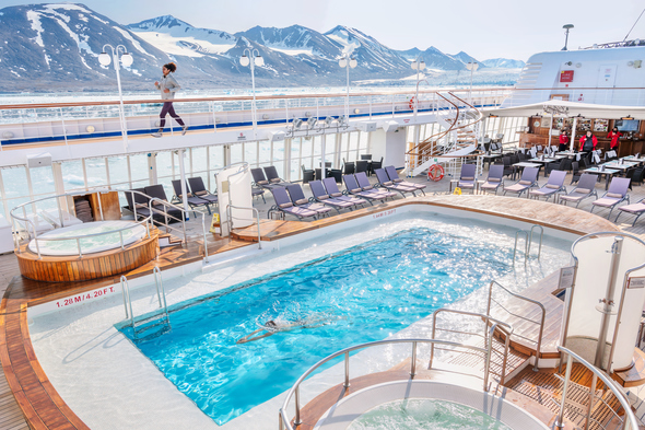 Silver Cloud in Svalbard
