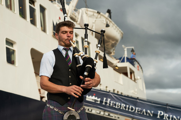 Hebridean Island Cruises - Bagpiper