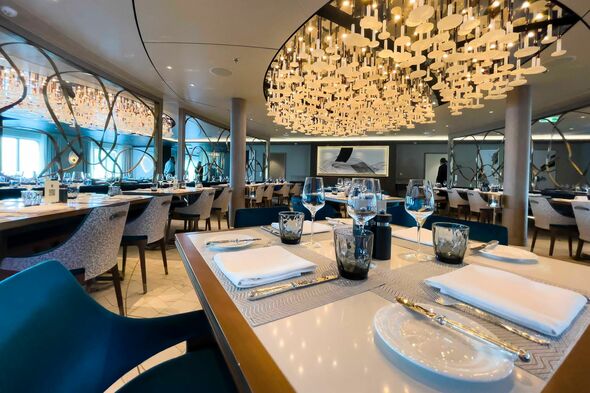 Crystal Endeavor - Waterside restaurant