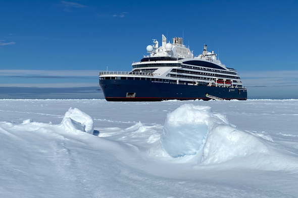 Ponant - Le Commandant Charcot in Greenland