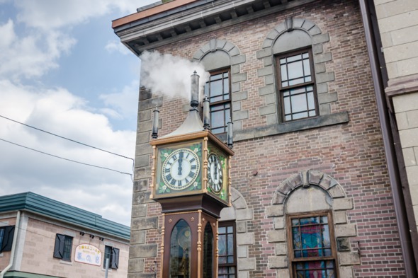 Steam clock, Otaru