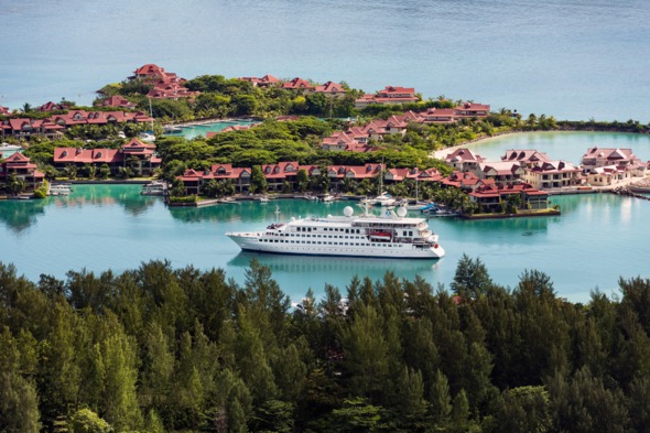 Crystal Esprit in the Seychelles - Read our review to find out more