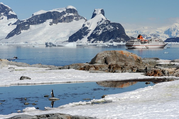 Hapag-Lloyd Cruises - Hanseatic in the Lemaire Channel, Antarctica