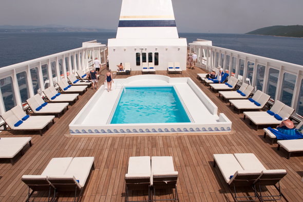 MS Aegean Odyssey - Pool deck