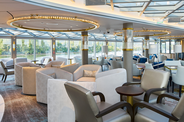Palm Court on Crystal Debussy - read our review to find out more